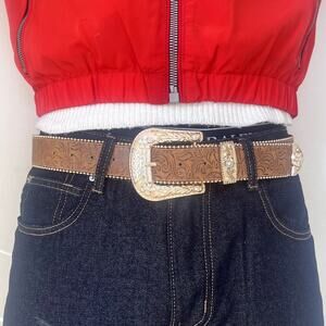 vintage style brown and gold american western design belt